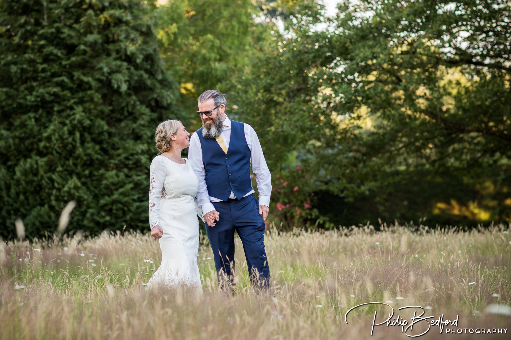 Tara & Dean, Oaks Farm Wedding, Croydon, London