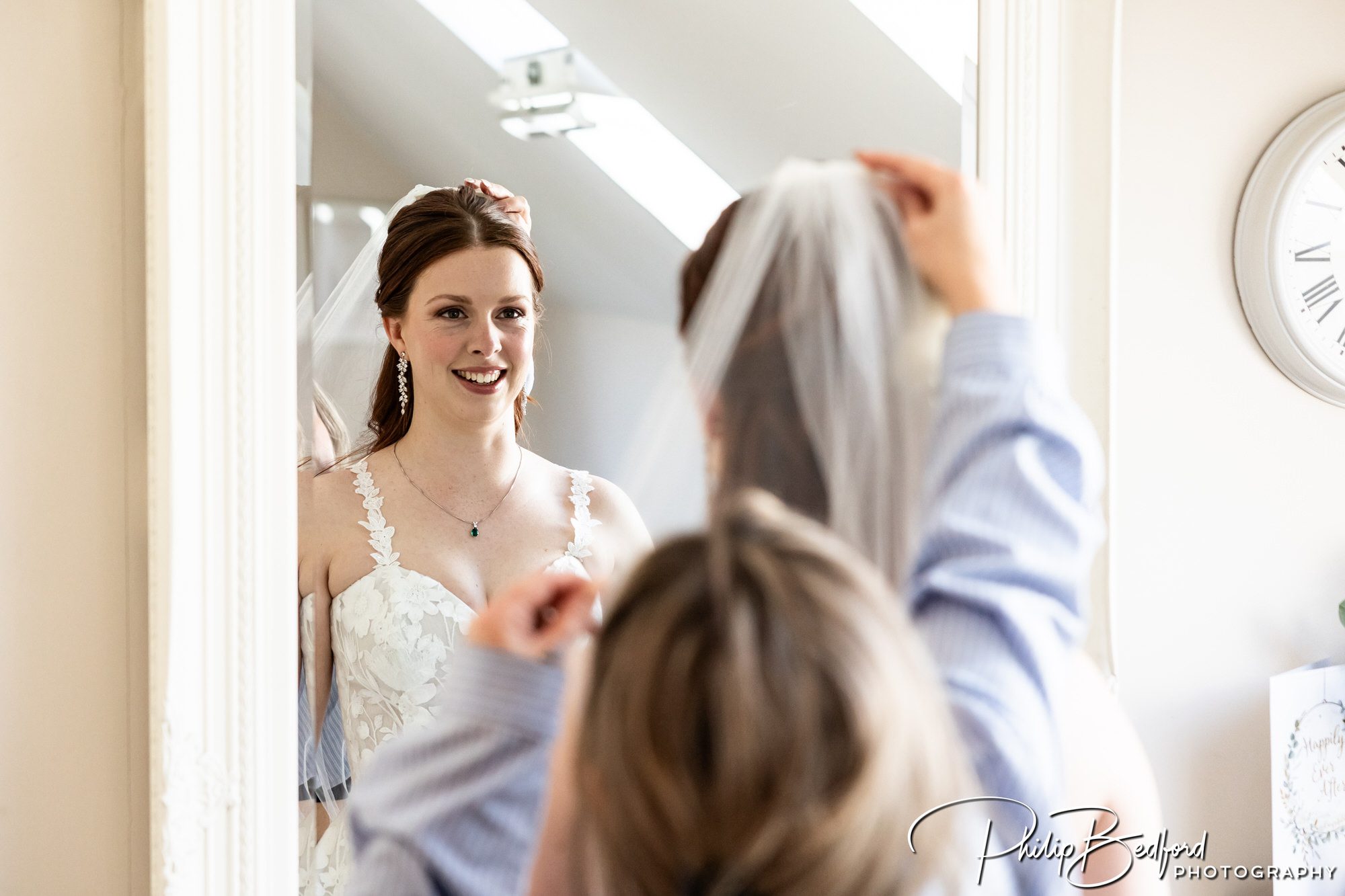 Brookfield Barn Wedding getting ready